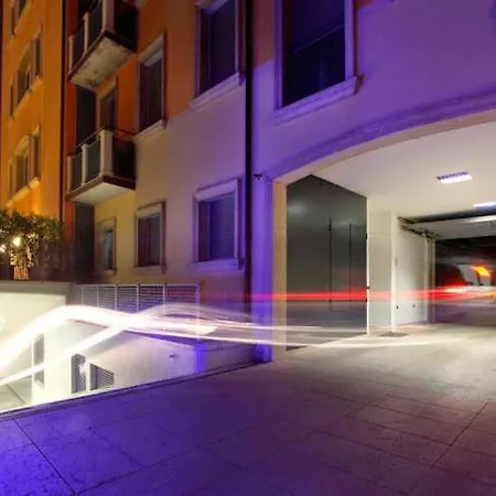 Residenza Carracci Apart-hotel *