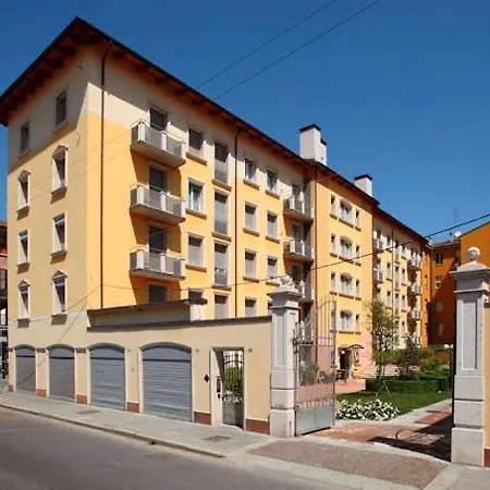 Apart-hotel Residenza Carracci *