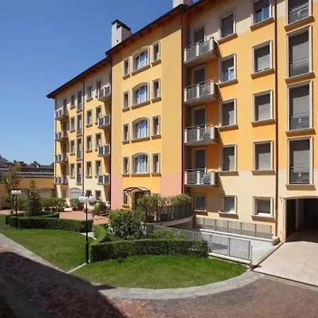 Residenza Carracci Apart-hotel