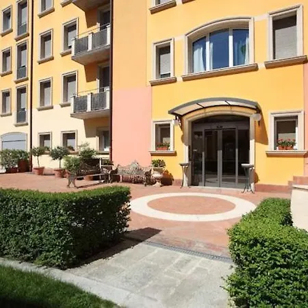 Residenza Carracci Apart-hotel